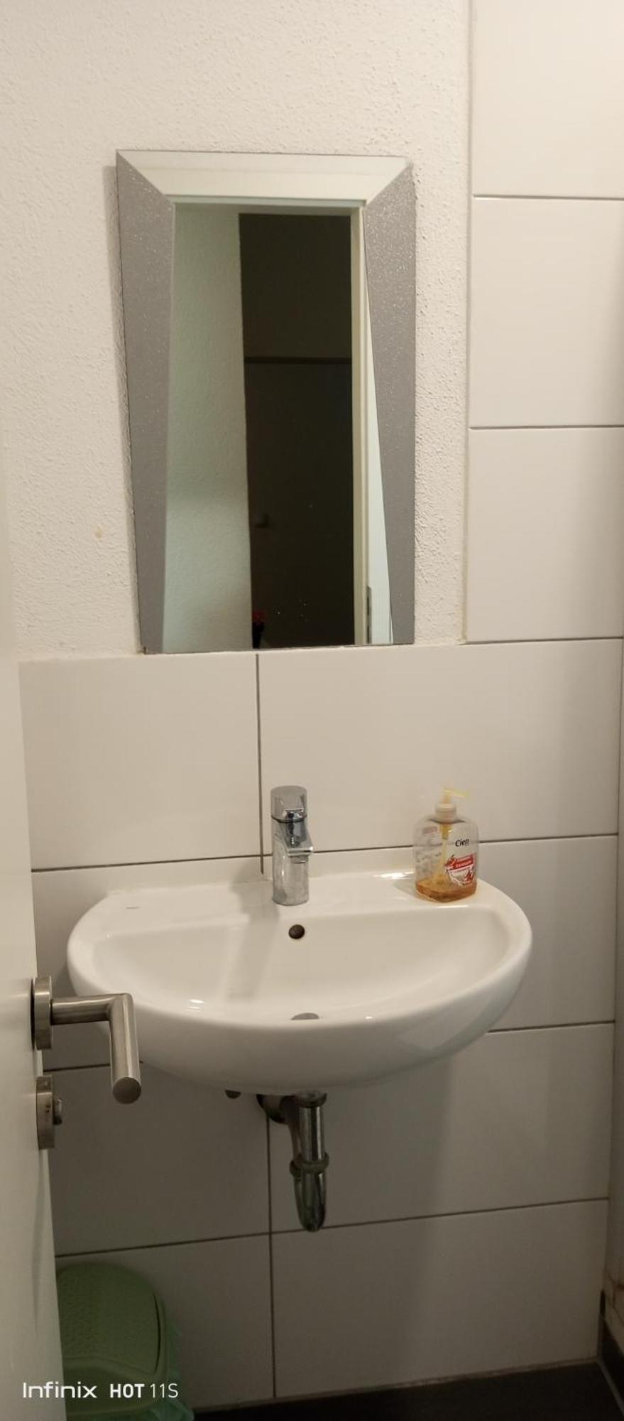Gemuetliches Lisa Zimmer Mit Gemeinschaftskueche Heilbronn Zentrum エクステリア 写真
